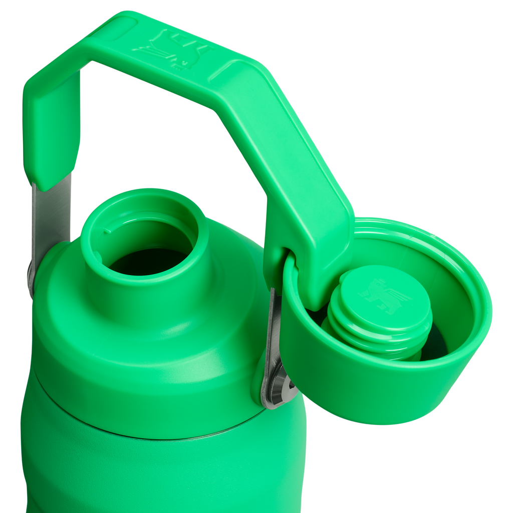 IceFlow™ Bottle with Fast Flow Lid | 24 OZ - Stanley Create - Travel Ready
