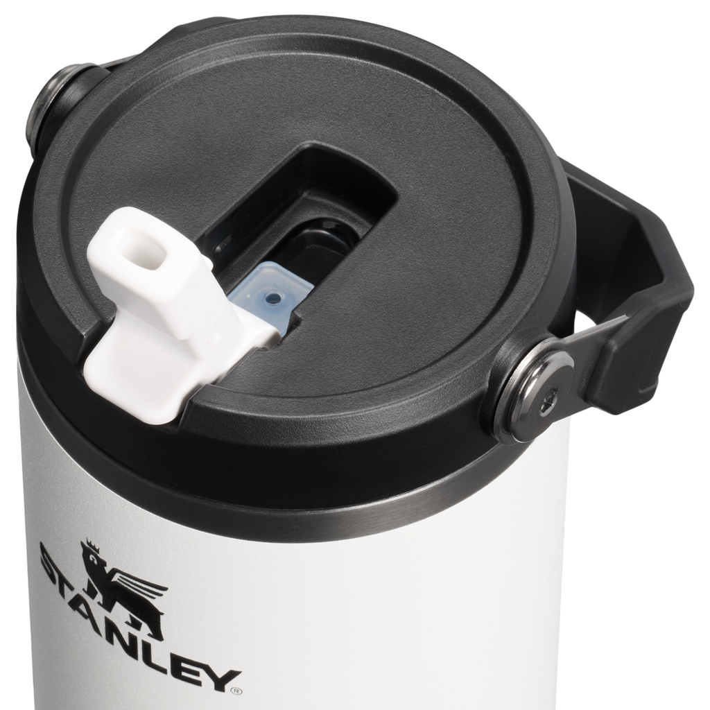 Stanley 1913 x Juventus The IceFlow™ Flip Straw 2.0 Tumbler | 30 OZ - Made for Real Plans