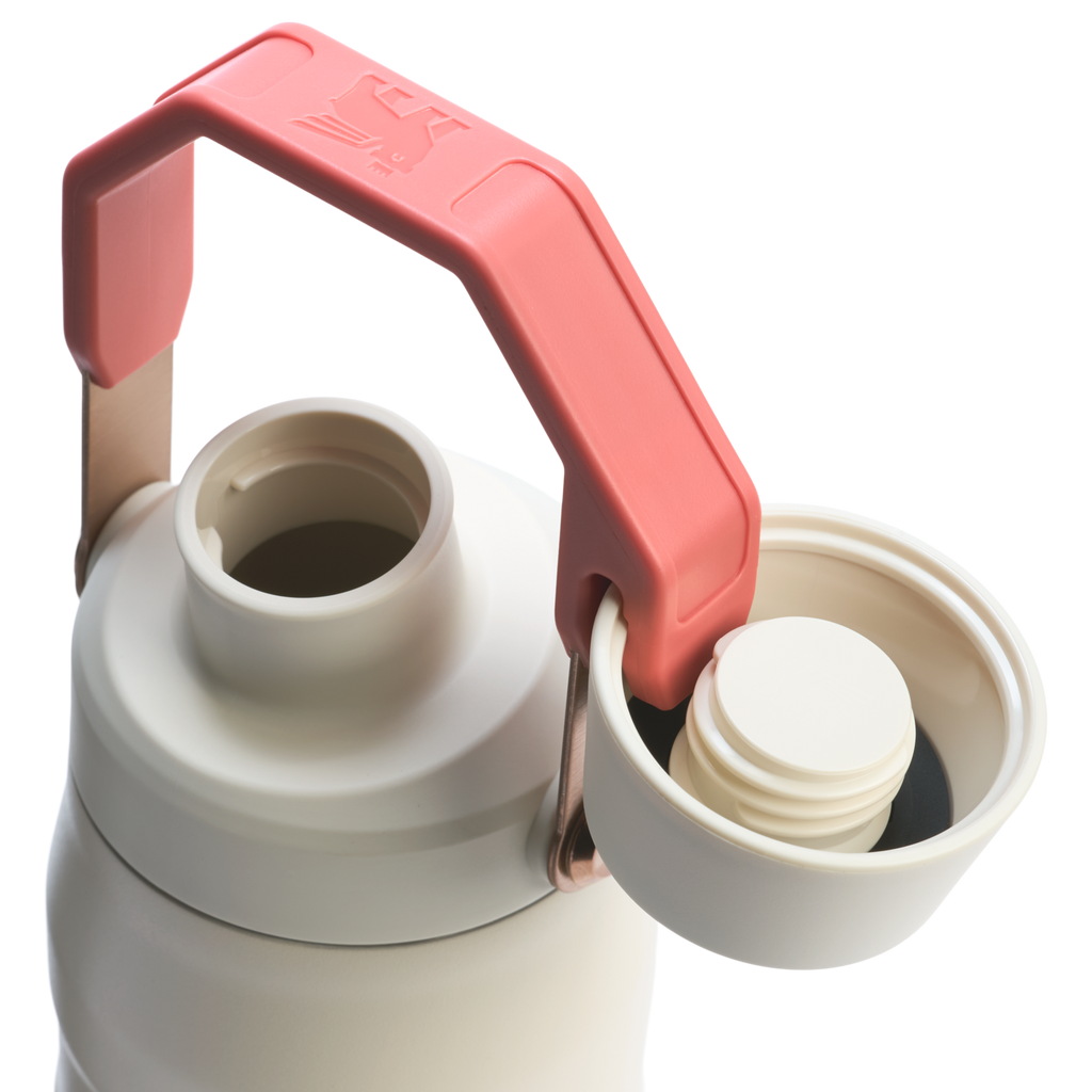 IceFlow™ Bottle with Fast Flow Lid | 24 OZ - Stanley Create - Travel Ready